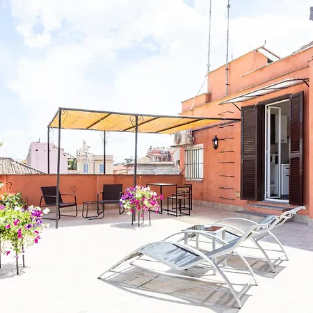 Exclusive View Trastevere Terrace アパート ローマ